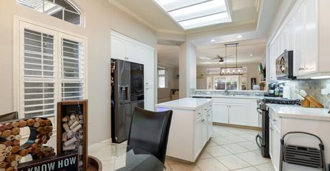 933 Golden Oak Dr, Lodi, CA 95242 Photo
