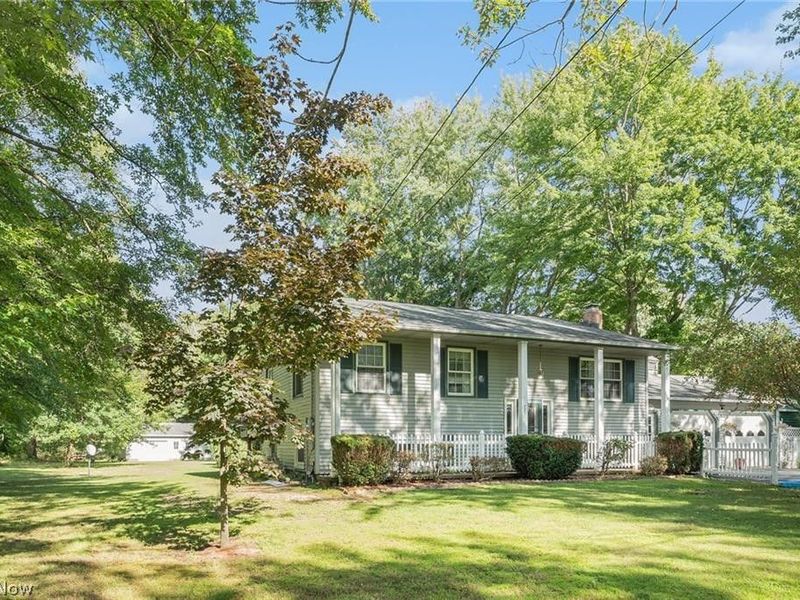 7032 Reed Road, Conneaut, OH 44030 Photo 1