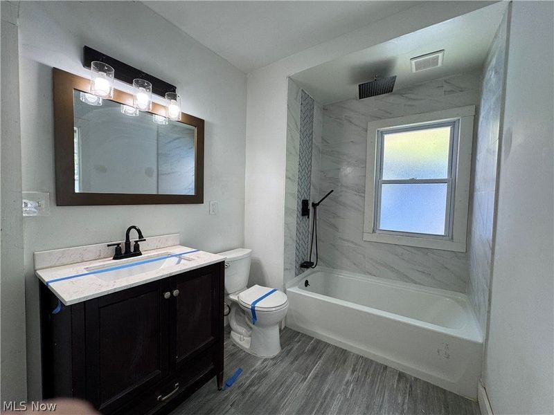 9508 Empire Avenue, Cleveland, OH 44108 Photo 21