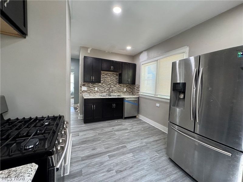 9508 Empire Avenue, Cleveland, OH 44108 Photo 6