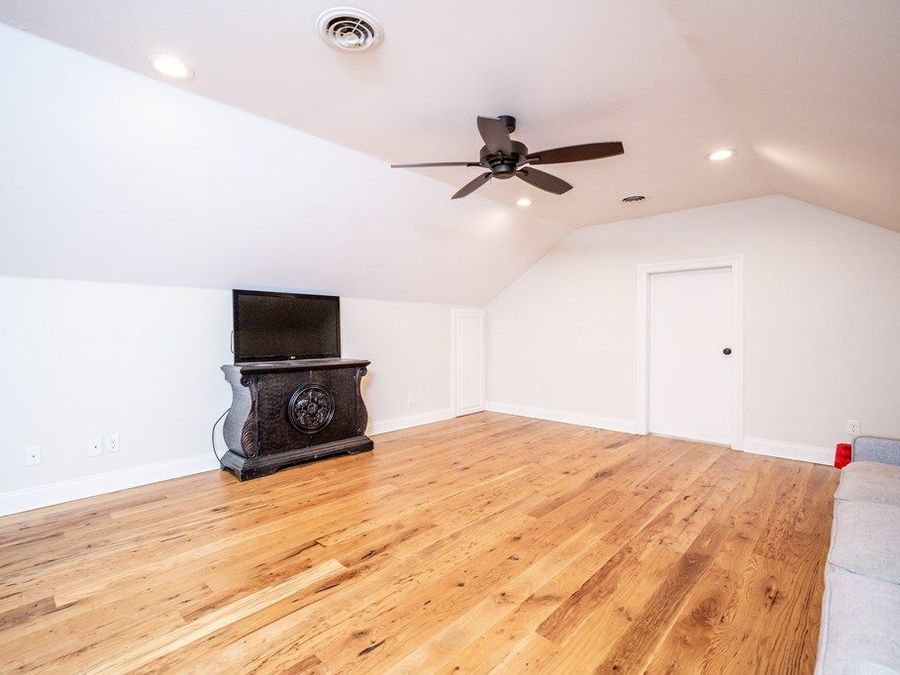 Property Image 64