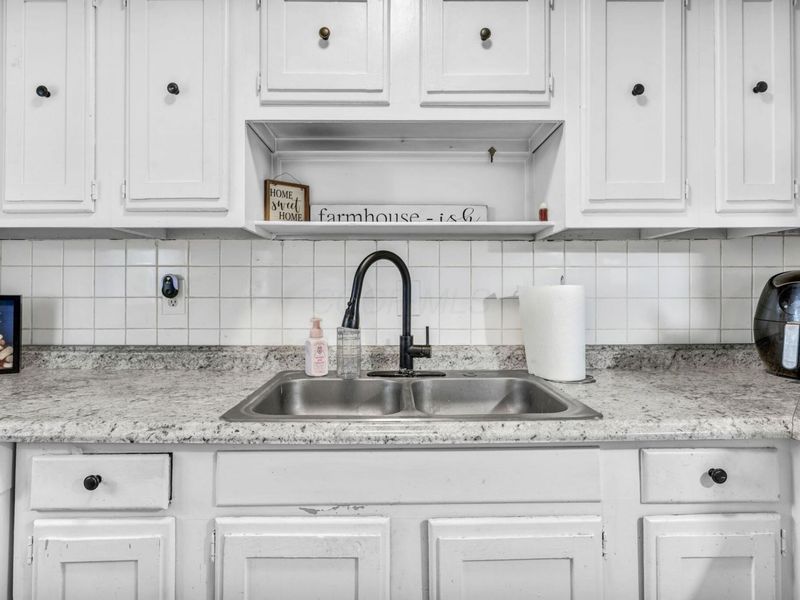 3252 Burdett Court, Columbus, OH 43232 Photo 17