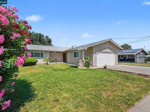 123 E Lake Dr, Antioch, CA 94509