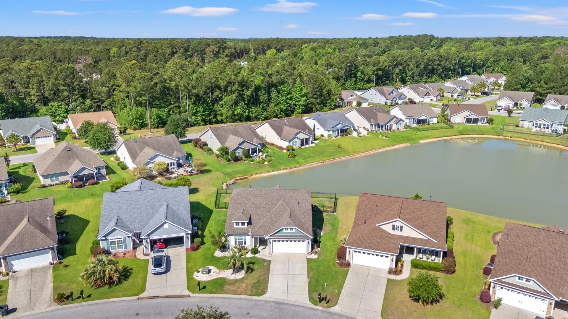 528 Cedar Lakes Dr. Photo 26