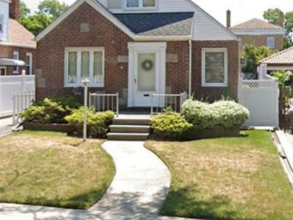 14586 8th Avenue , Whitestone, NY 11357