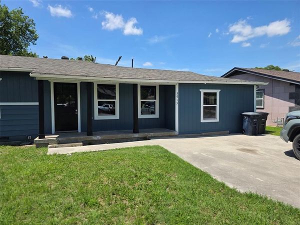 3913 Schwartz Avenue, Fort Worth, TX 76106