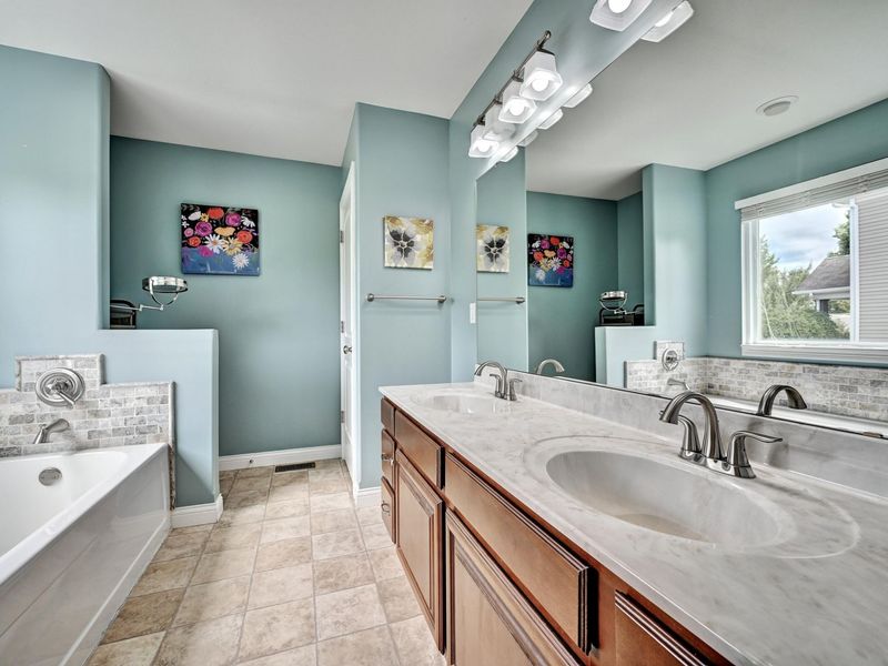 390 Molise Circle, Walton, KY 41094 Photo 18