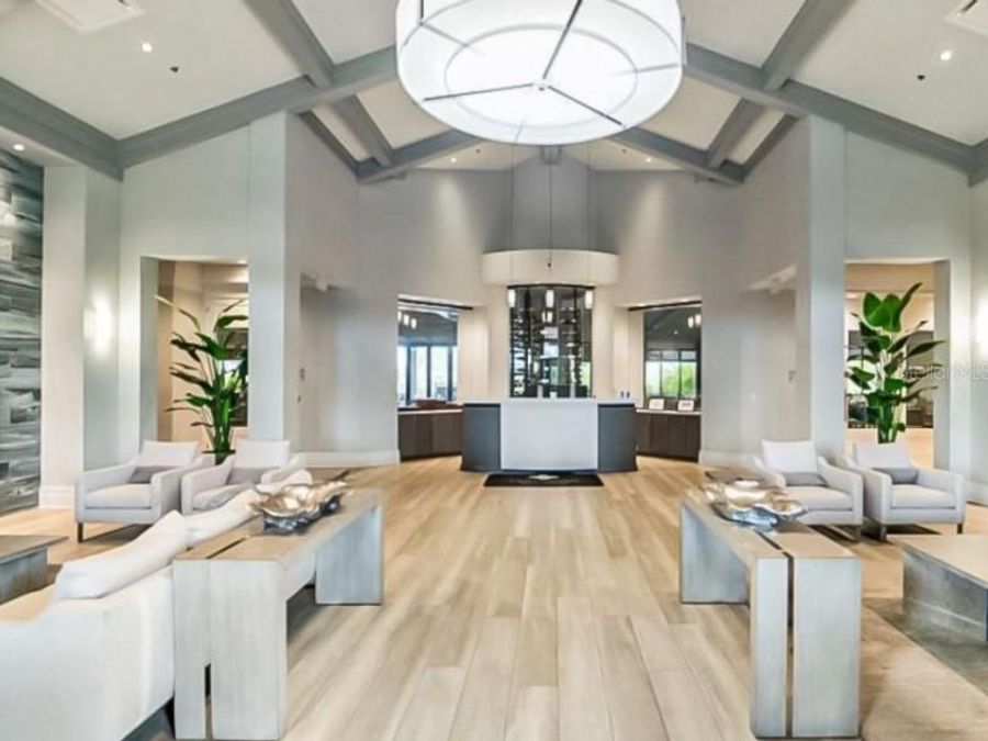 Property Image 100
