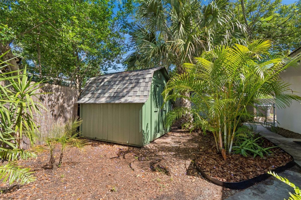 3737 Burlington Avenue N, Saint Petersburg, FL 33713 Photo