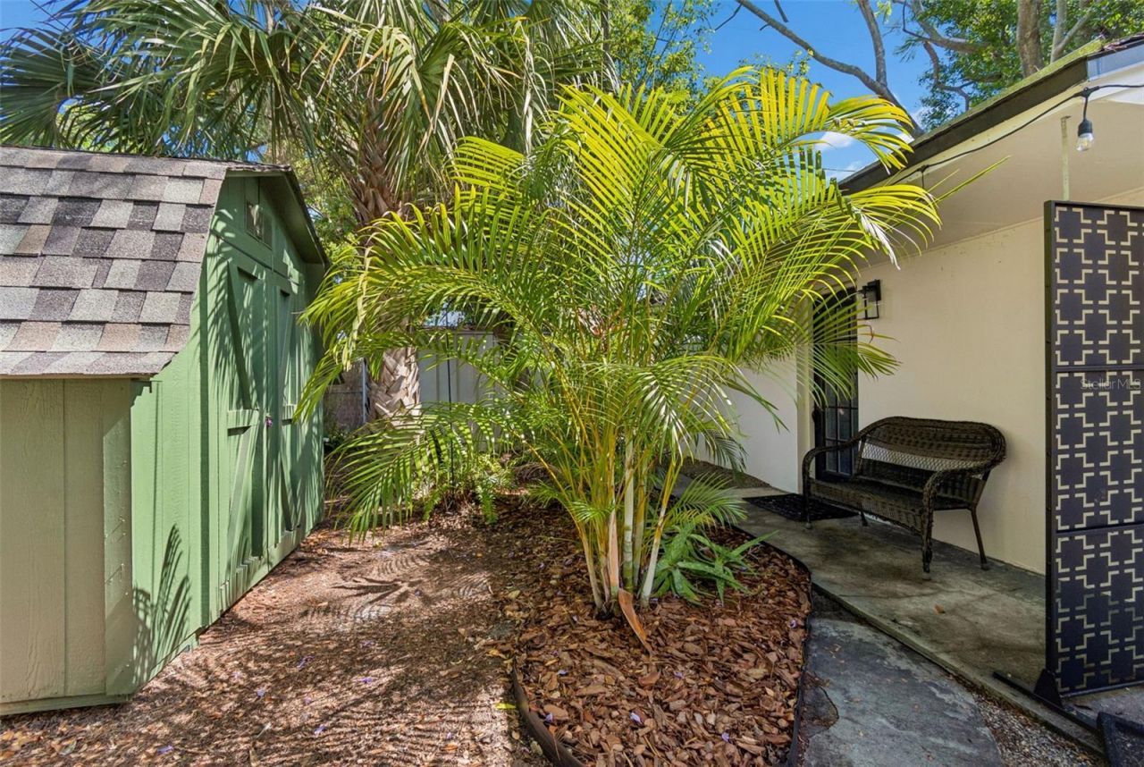 3737 Burlington Avenue N, Saint Petersburg, FL 33713 Photo