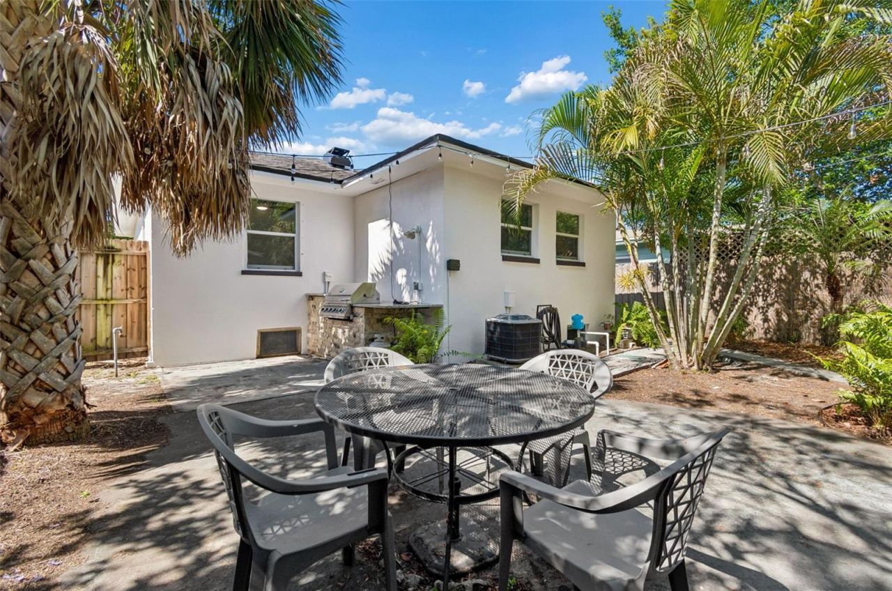 3737 Burlington Avenue N, Saint Petersburg, FL 33713 Photo