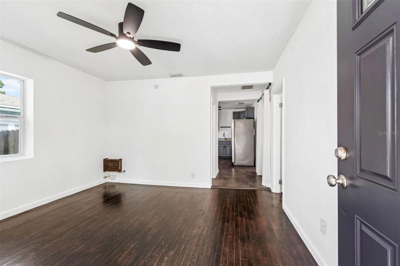 3737 Burlington Avenue N, Saint Petersburg, FL 33713 Photo