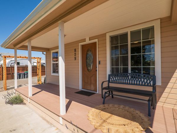 829 Hazel Street, Central Point, OR 97502