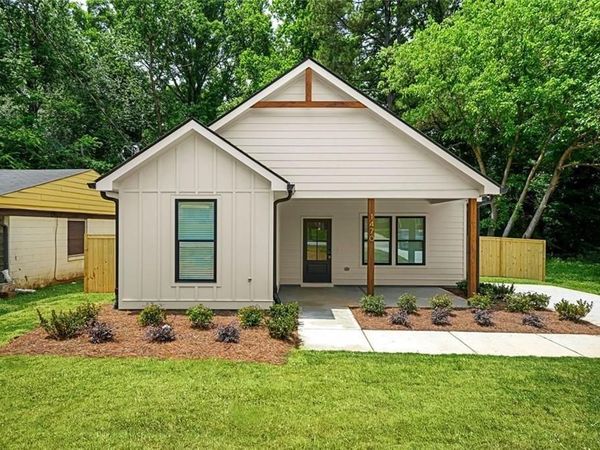 1470 Monteel Drive NW, Atlanta, GA 30318