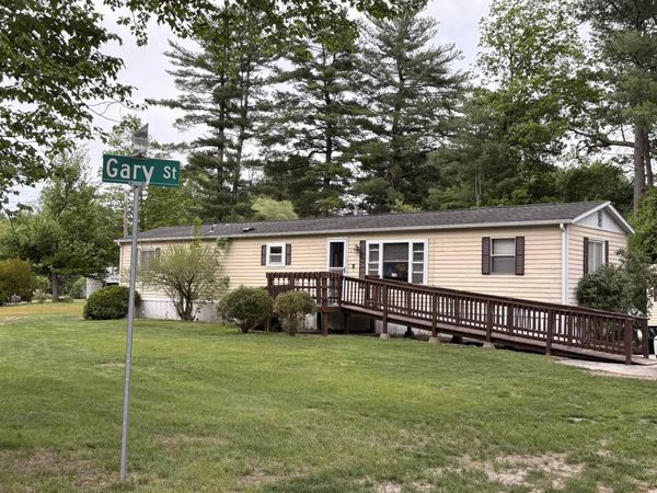 11 Gary Street, Nashua, NH 03062