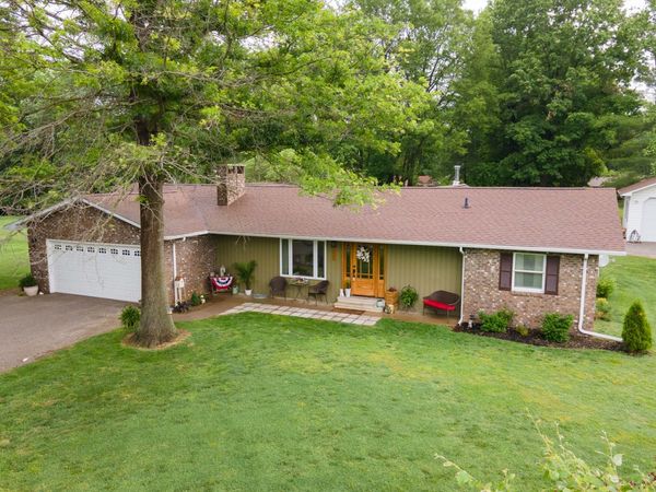 443 Timber Trail Drive , Murphysboro, IL 62966