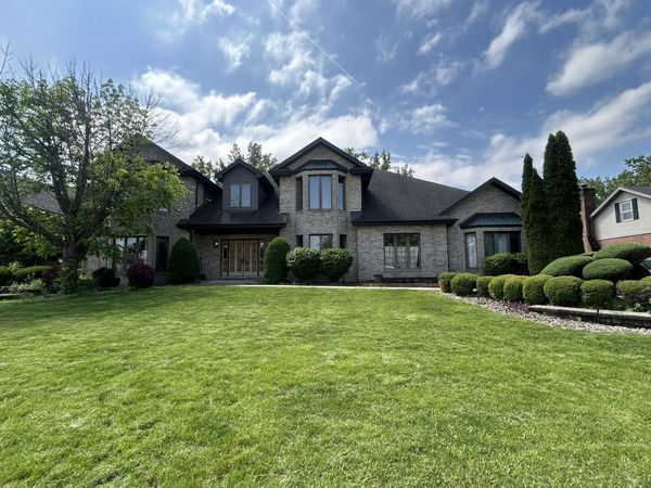 3050 London Drive , Olympia Fields, IL 60461