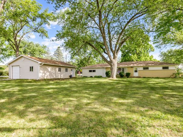 7624 Howe Road , Wonder Lake, IL 60097