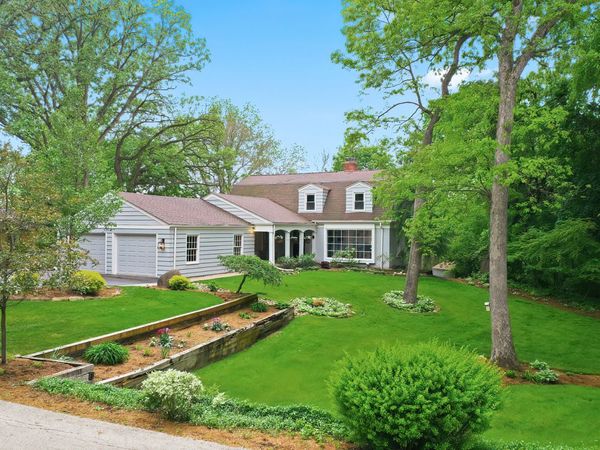 15 Willet Way, Trout Valley, IL 60013