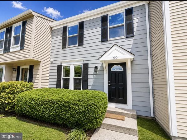 20 JAMES CUBBERLY COURT , HAMILTON, NJ 08610