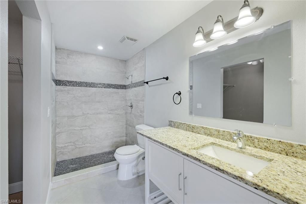 6474 Royal Woods Dr , Fort Myers, FL 33908 Photo