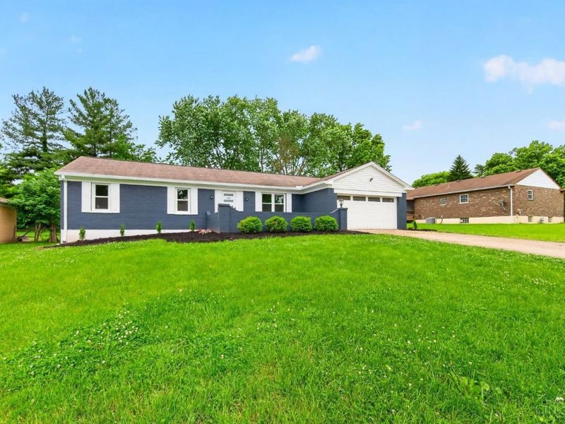 1751 Mill Spring Court, Springfield Twp., OH 45231 Photo 3