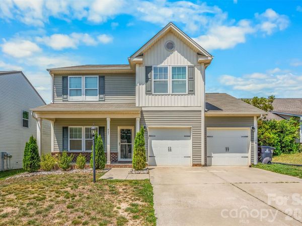 427 Inlet Place Drive , Winston Salem, NC 27127