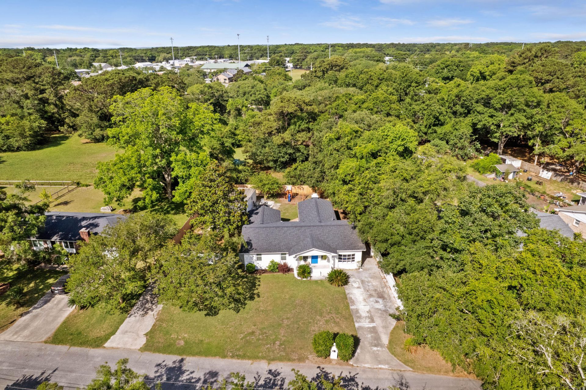 1467 Westwood Drive Photo 30