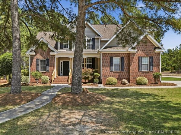 100 Cross Pointe Lane, Aberdeen, NC 28315