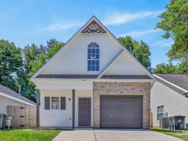 131 Wildflower Ln, Pensacola, FL 32514