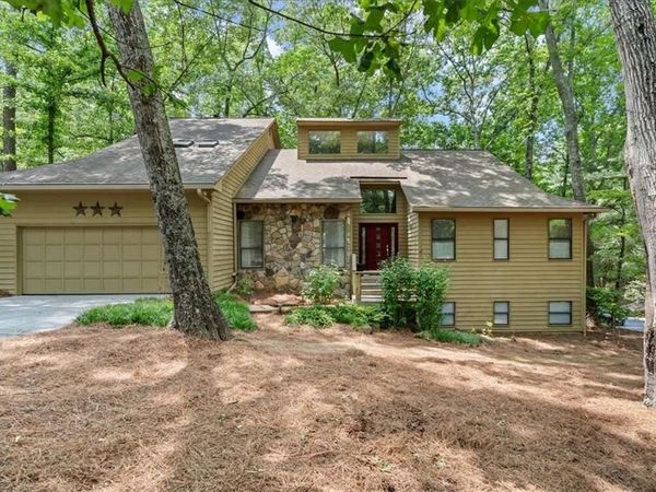 4262 Loch Highland Parkway, Roswell, GA 30075