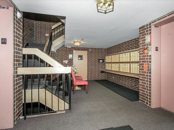 212 W Saint Charles Road , Unit 108, Lombard, IL 60148