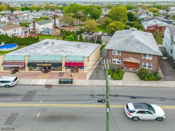59 Valley Rd, Clifton, NJ 07013