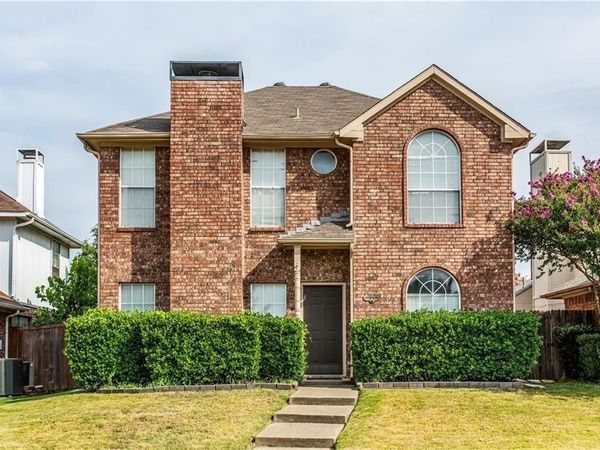807 Burr Oak Drive, Lewisville, TX 75067