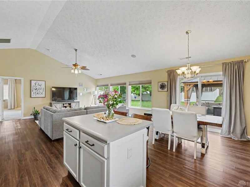 1110 Parkview Drive, Troy, OH 45373 Photo 18