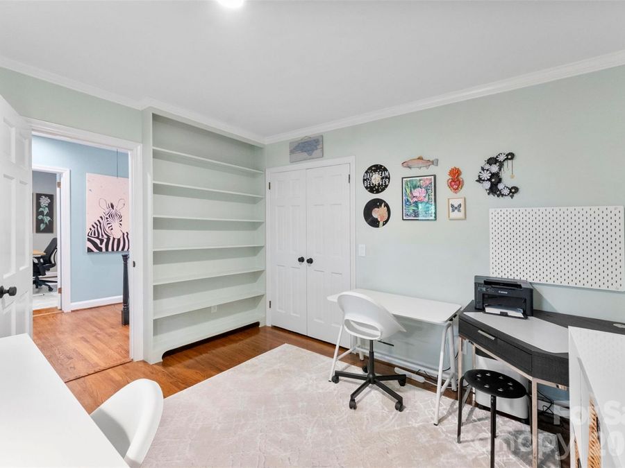 Property Image 32