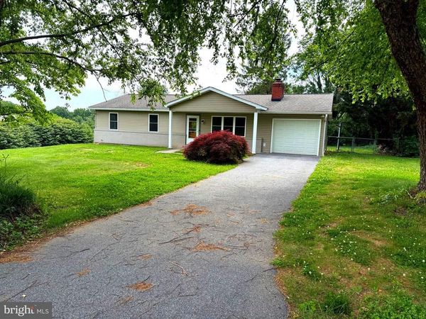 810 WISTERIA DRIVE, WESTMINSTER, MD 21157