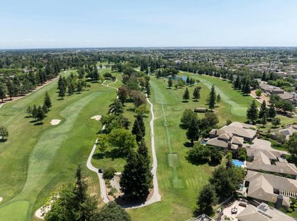 9516 Golf Course Ln, Elk Grove, CA 95758 Photo