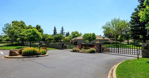 9516 Golf Course Ln, Elk Grove, CA 95758 Photo