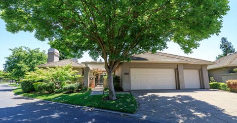 9516 Golf Course Ln, Elk Grove, CA 95758 Photo