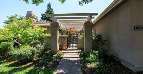 9516 Golf Course Ln, Elk Grove, CA 95758 Photo