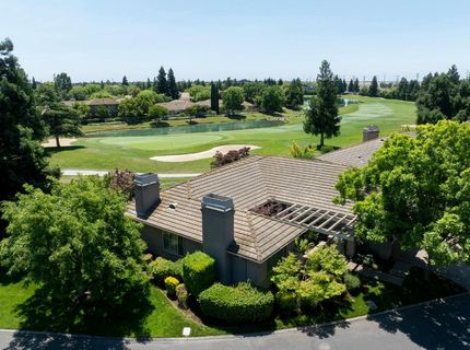 9516 Golf Course Ln, Elk Grove, CA 95758 Photo