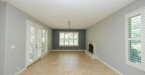 9516 Golf Course Ln, Elk Grove, CA 95758 Photo