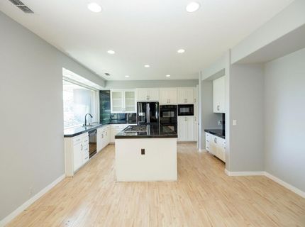 9516 Golf Course Ln, Elk Grove, CA 95758 Photo