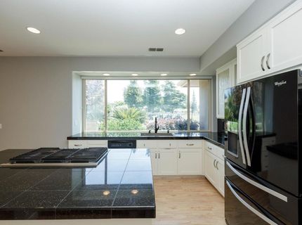 9516 Golf Course Ln, Elk Grove, CA 95758 Photo