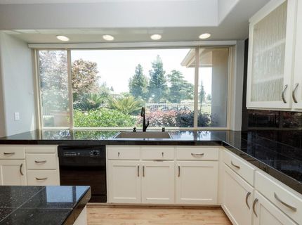 9516 Golf Course Ln, Elk Grove, CA 95758 Photo