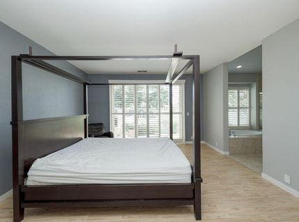 9516 Golf Course Ln, Elk Grove, CA 95758 Photo