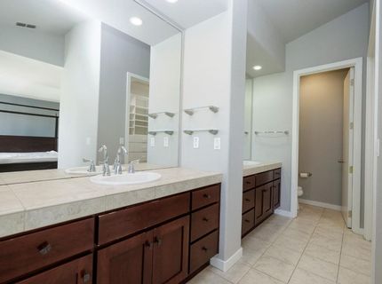 9516 Golf Course Ln, Elk Grove, CA 95758 Photo