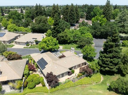 9516 Golf Course Ln, Elk Grove, CA 95758 Photo