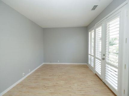 9516 Golf Course Ln, Elk Grove, CA 95758 Photo